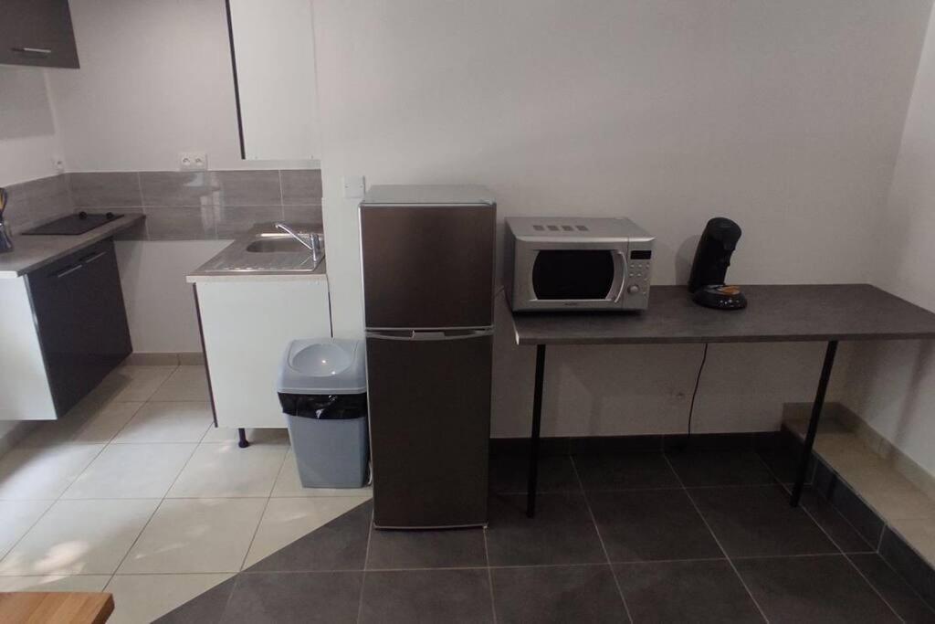 Appartement Hyper Centre Mayenne Extérieur photo